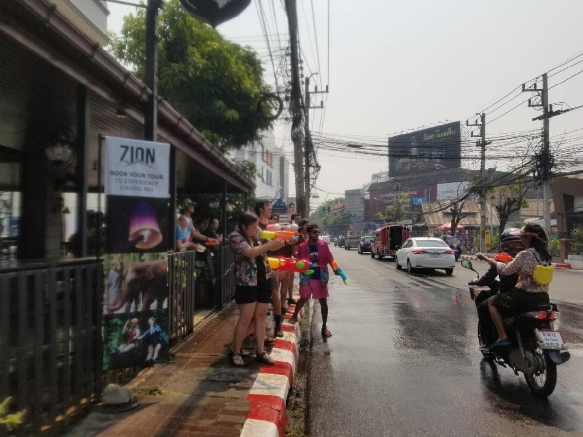 Zion Hostel 清邁 外观 照片