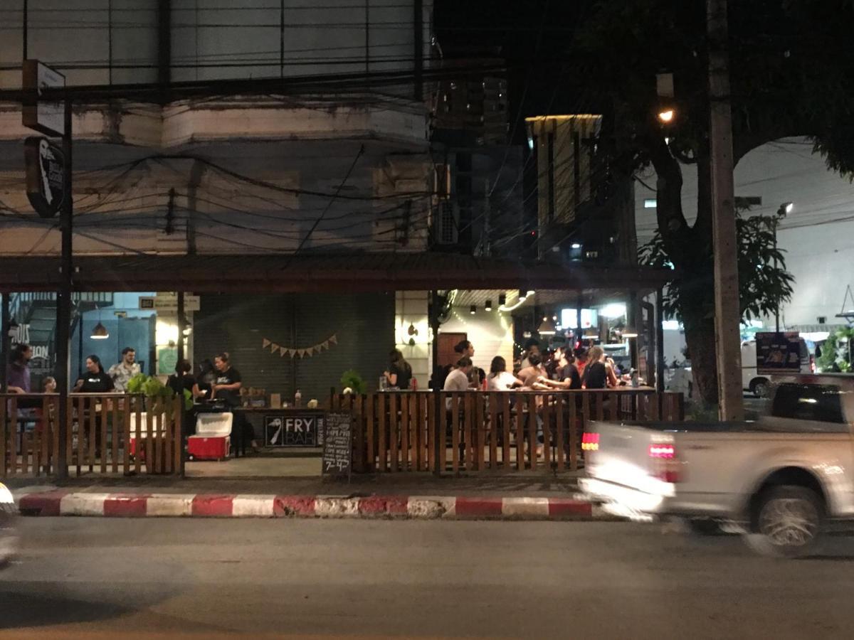 Zion Hostel 清邁 外观 照片